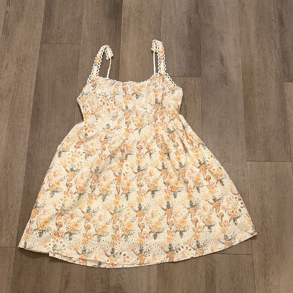 Boutique Women’s Mini Floral Eyelet Sundress - Cream with Peach Flowers